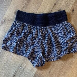 Joe Benbasset Navy and White Diamond Pattern High Waist Shorts
